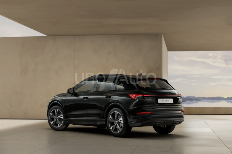 Q4 e-tron 45 Genuine edition 210kW 82KWh