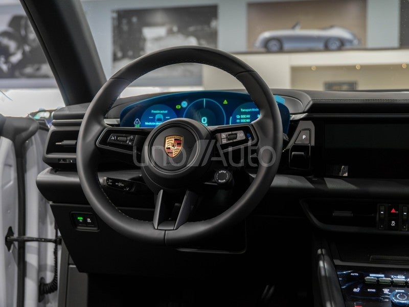 Macan 4