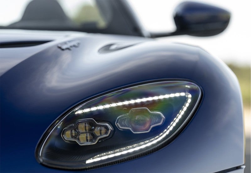 DBS Superleggera Volante