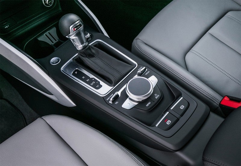 Q2 30 TDI Advanced S tronic 85kW
