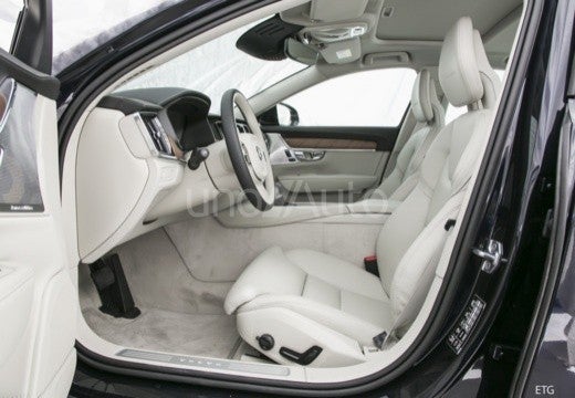 S90 T8 Recharge Ultimate AWD