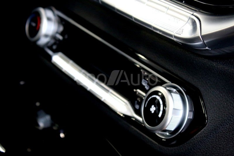T77 1.5 Premium DCT