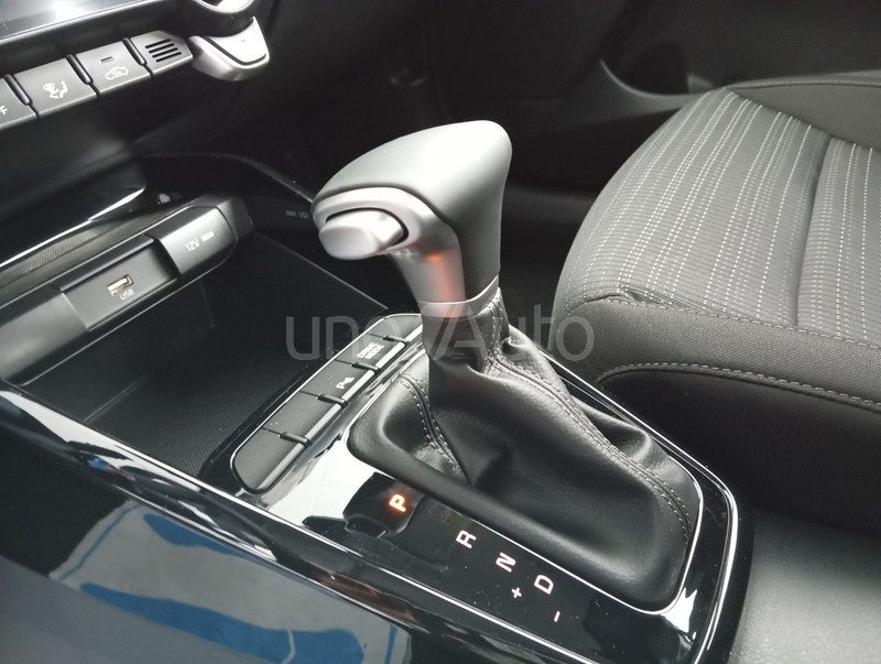 Stonic 1.0 T-GDi MHEV Drive 100 DCT