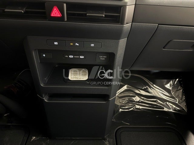 PV5 Passenger L2H1 Long Range Plus