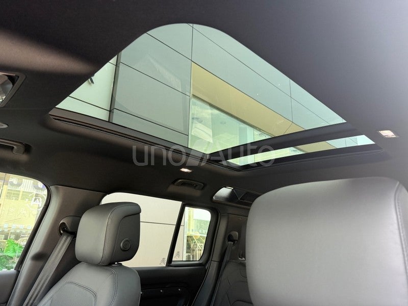 Defender 110 3.0 I6 MHEV X-Dynamic HSE AWD Aut. 400