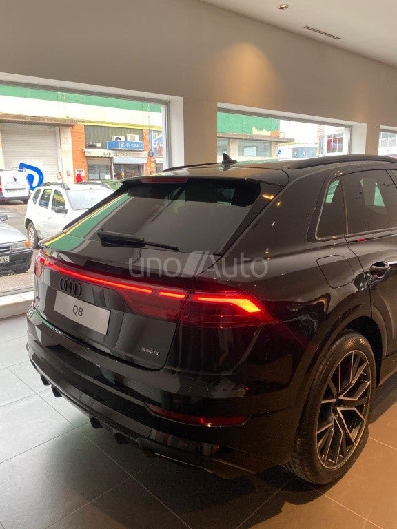 Q8 TFSIe Black line quattro tiptronic 290kW
