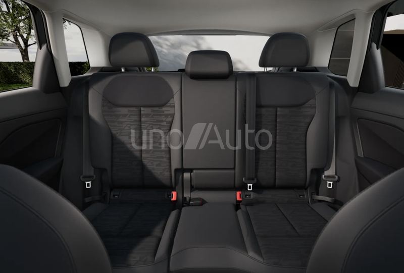 Q3 e-hybrid Advanced S tronic 200kW