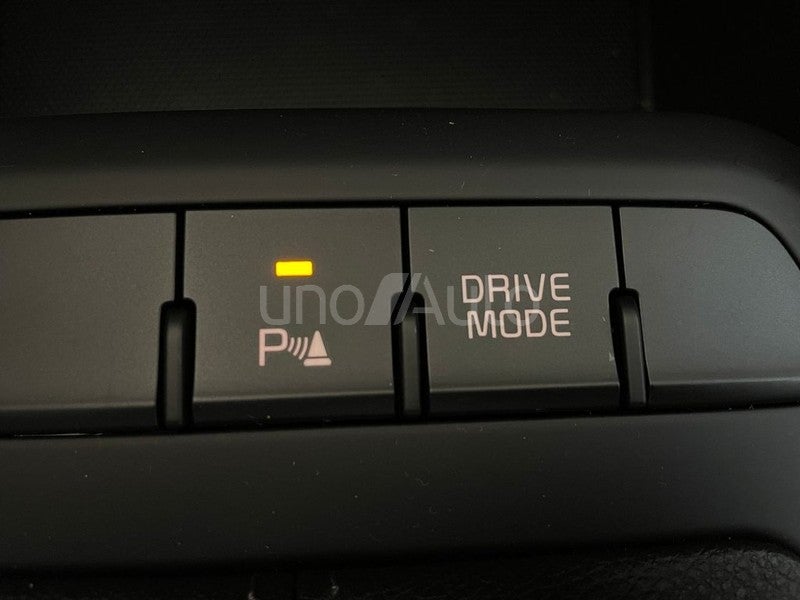 1.0 T-GDi 74kW (100CV) MHEV Drive DCT