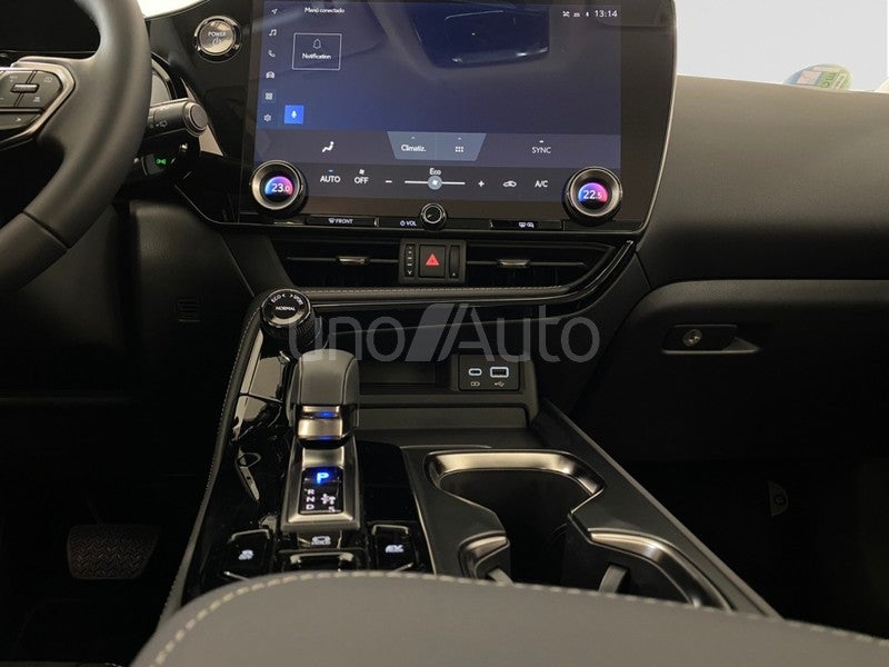 NX 350h Premium 2WD