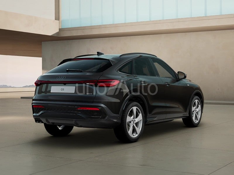 Q5 Sportback 2.0TDI quattro Black line S tronic 150kW