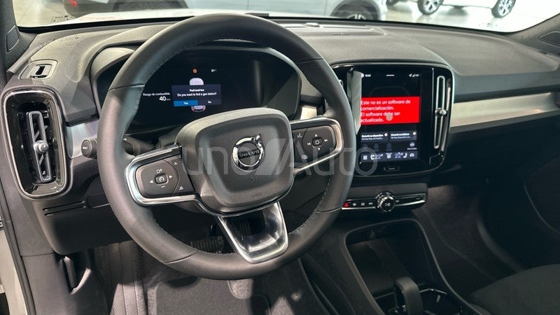 XC40 PLUS, B3 MILD HYBRID, GASOLINA, DARK