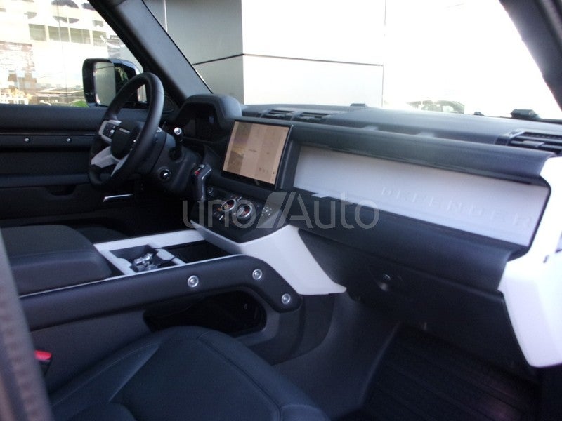 Defender 110 3.0D l6 MHEV X-Dynamic SE AWD Aut. 250