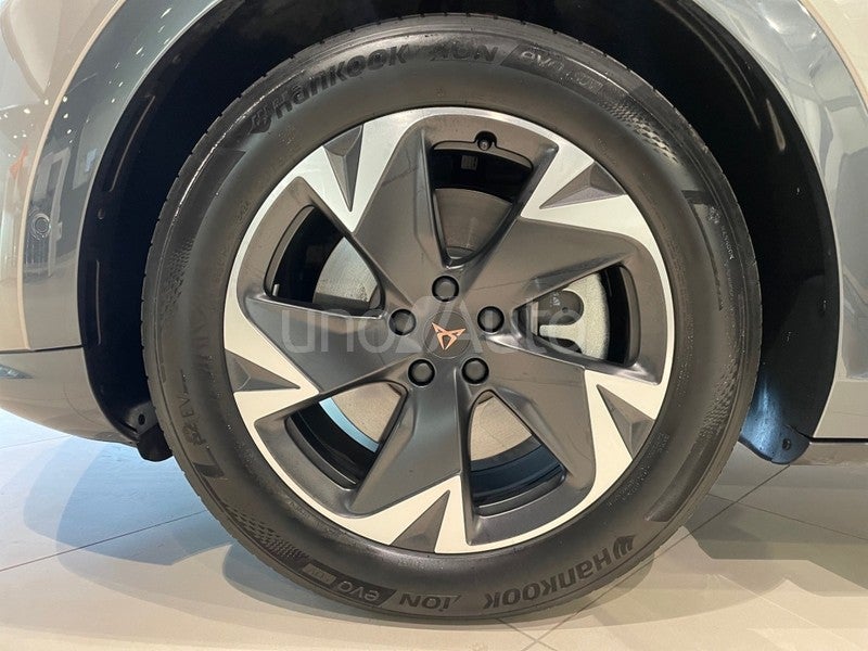 Tavascan 77kWh 210kW Endurance Base