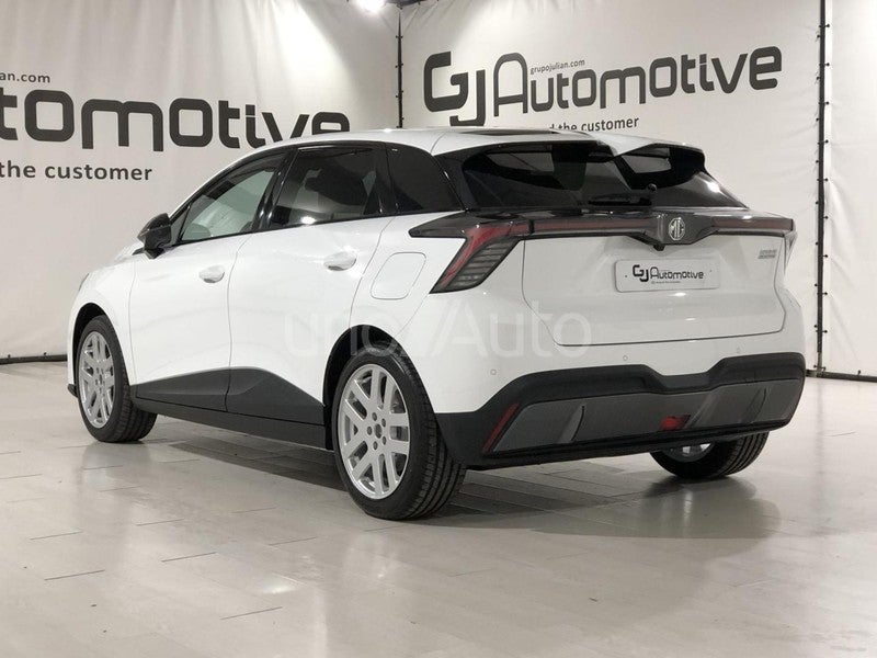 MG4 Luxury 64kWh
