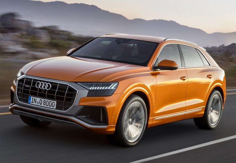 AUDI Q8