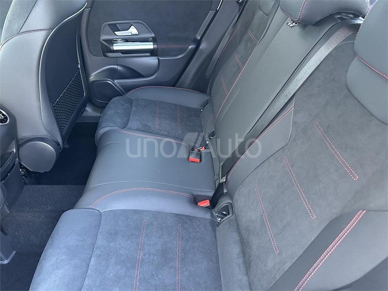 CLASE GLA 250 e con tecnología híbrida EQ