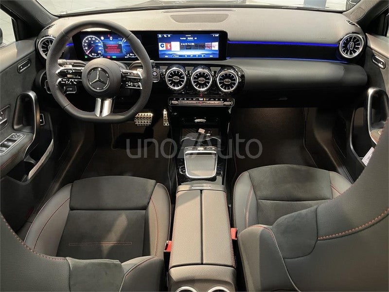 CLASE A 250 e con tecnología híbrida EQ