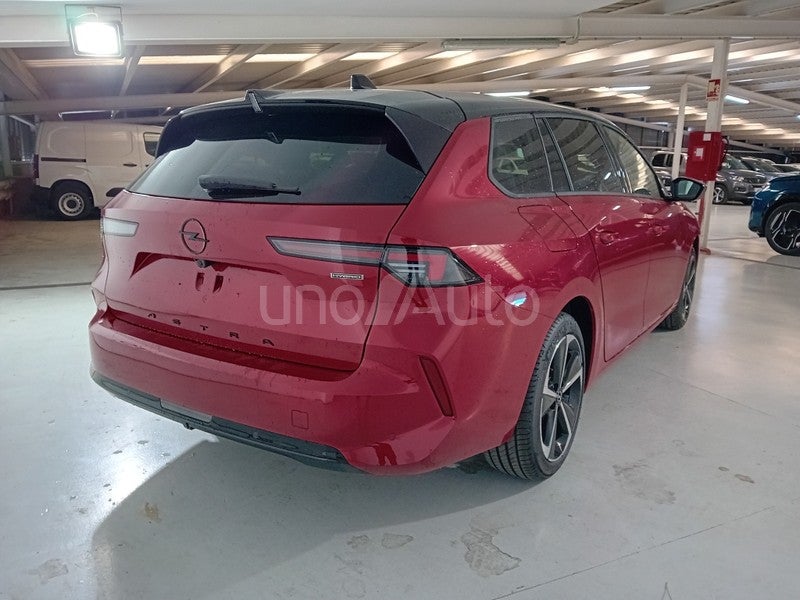 Astra Sport Tourer 1.2T XHT Hybrid eDCT6 S/S GS 136