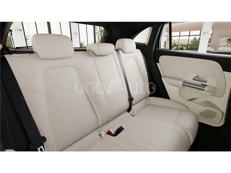 GLA 200d 7G-DCT