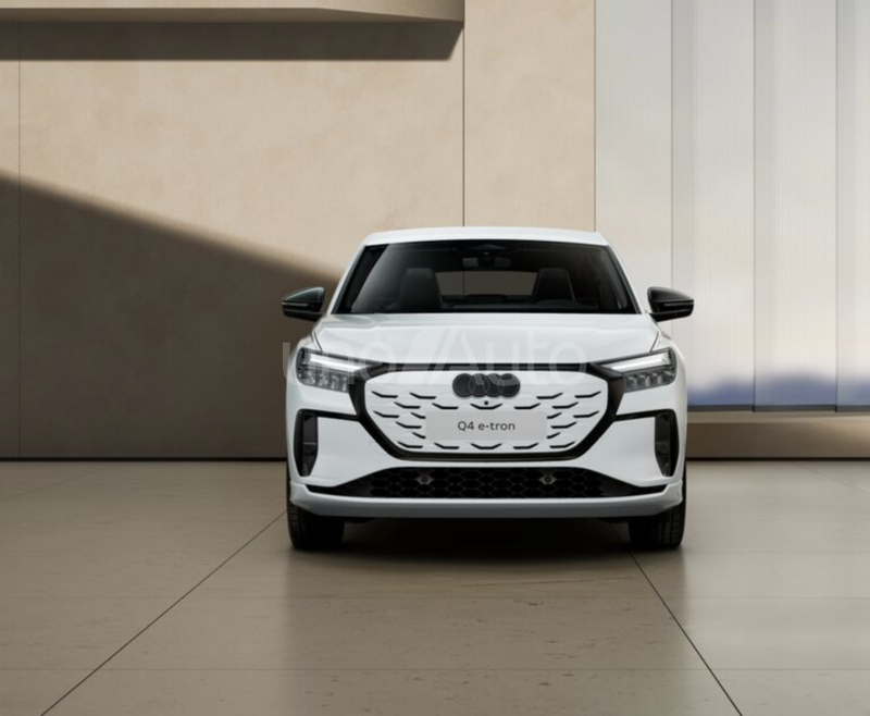 Q4 e-tron Sportback quattro Black line 220kW 82KWh