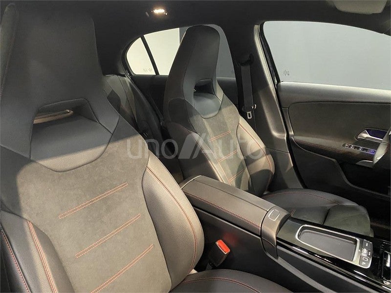 CLASE A 250 e con tecnología híbrida EQ