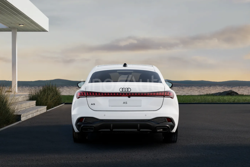 A5 TFSI Black line 204 S tronic