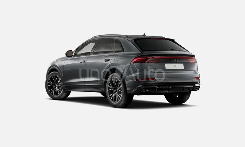 Q8 55 TFSIe Black line quattro tiptronic