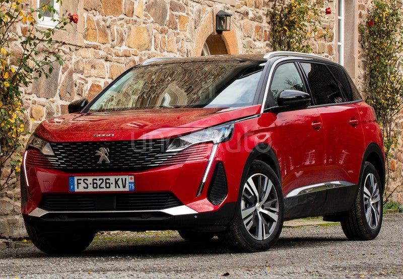 PEUGEOT 5008 SUV