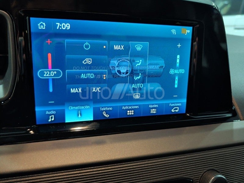 Tourneo Courier 1.0 Ecoboost Titanium