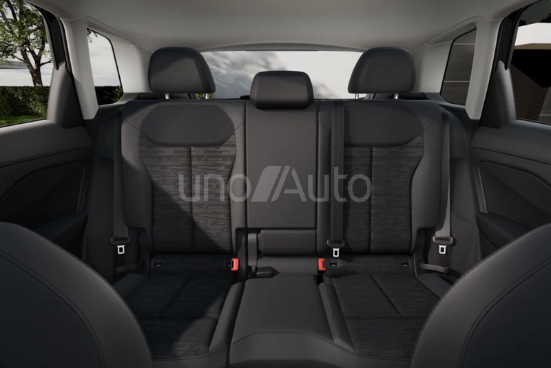 Q3 e-hybrid Advanced S tronic 200kW