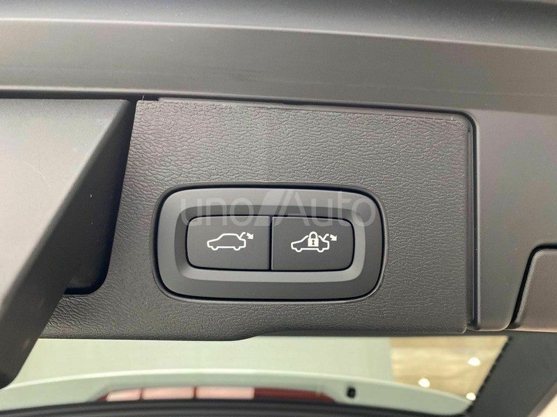 XC60 B5 Plus Dark AWD Aut.