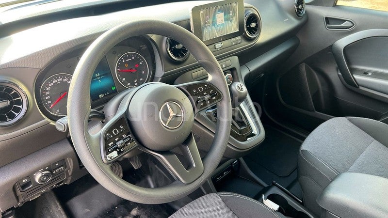 110 CDI 70kW Tourer Base