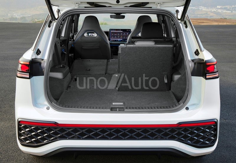 Tayron 1.5 eHybrid DSG6 200kW R-Line