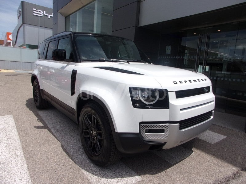 Defender 110 3.0D l6 MHEV S AWD Aut. 250