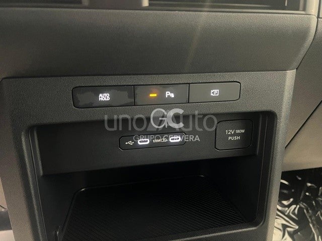 PV5 Cargo L2H1 Long Range Essential