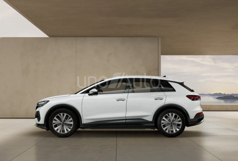 Q4 e-tron 40 Advanced 150kW 63KWh