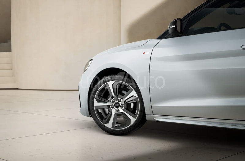 A1 Sportback 30 TFSI Adrenalin 85kW