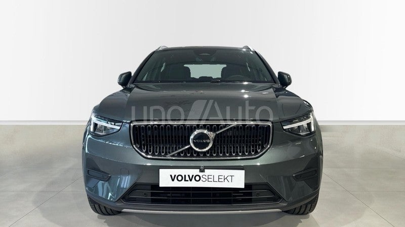 XC40 2.0 B3 MHEV CORE DCT 163 5P