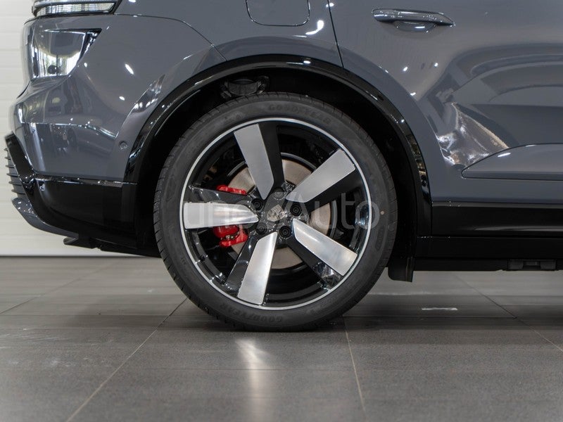 Macan Turbo