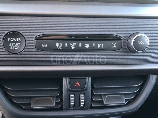 Tourneo Courier 1.0 Ecoboost Titanium