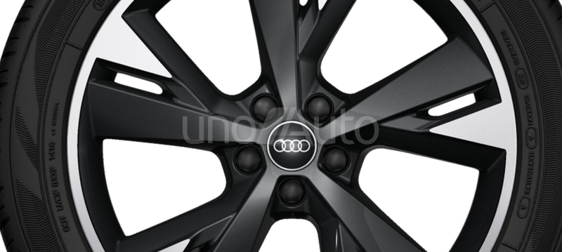Q4 e-tron 45 Genuine edition 210kW 82KWh