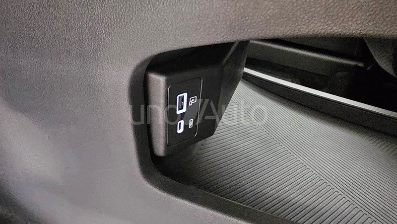 1.6T 108kW (145CV) DCT Exclusive