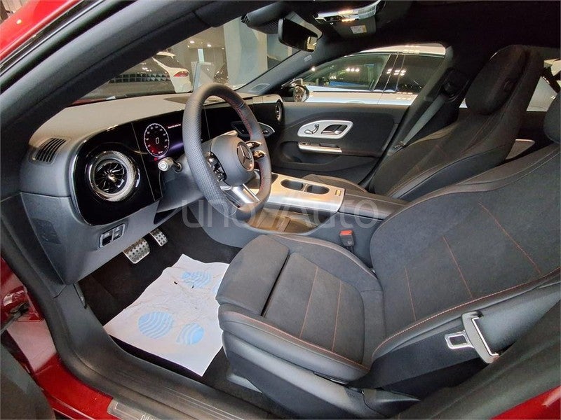 CLASE CLA 180 con tecnología híbrida