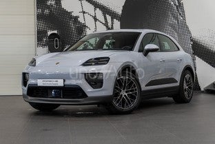 PORSCHE Macan 4