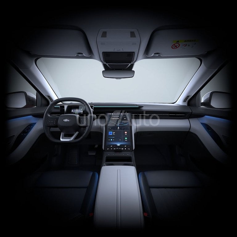 CX740S Premium R. Ext. RWD 77kWh 286CV