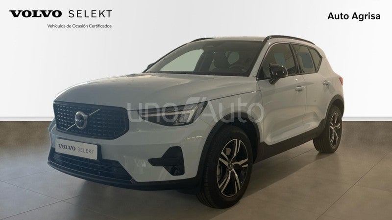 XC40 2.0 B4 MHEV PLUS DARK DCT 197 5P
