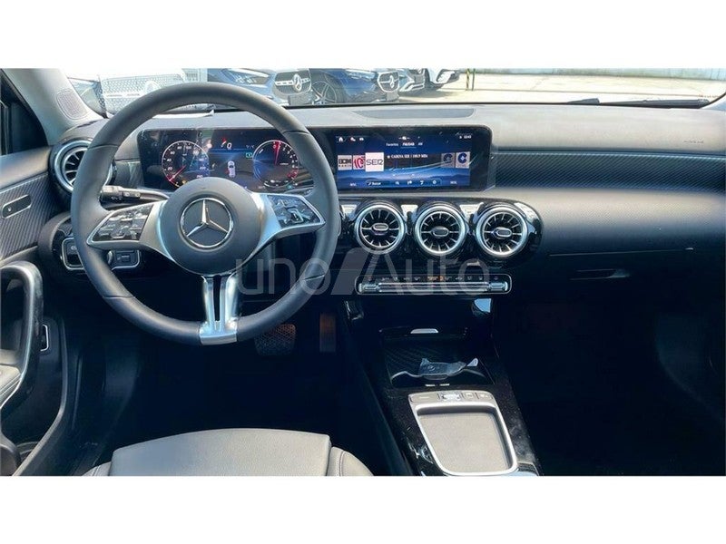A 250 e con tecnología híbrida EQ
