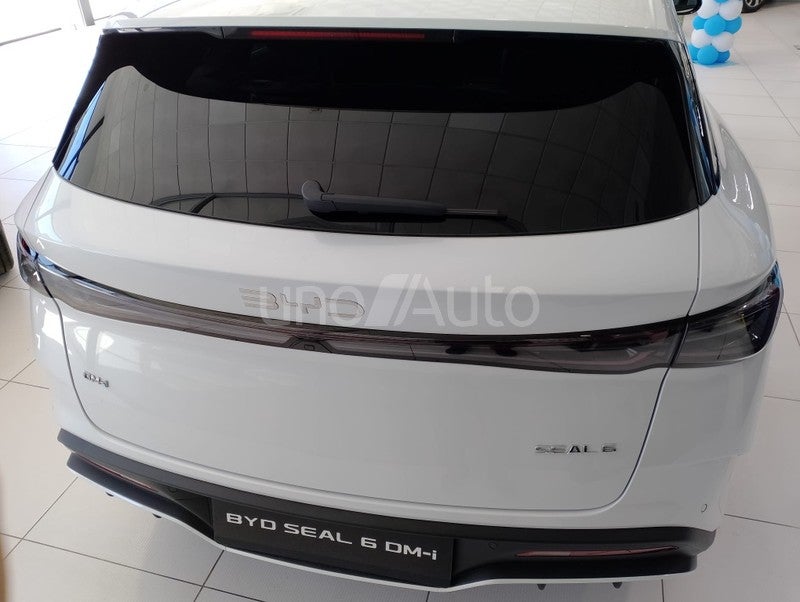 Seal 6 DM-i Touring Comfort Lite 156kW