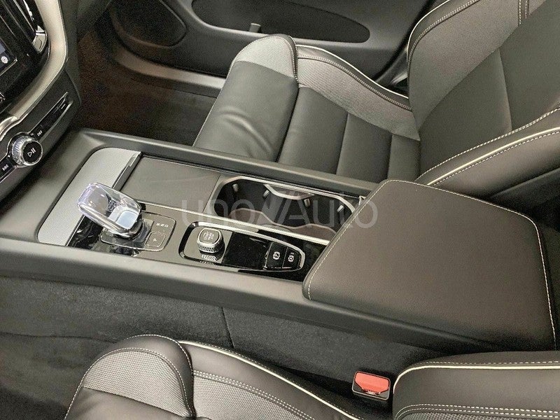XC60 B5 Plus Dark AWD Aut.