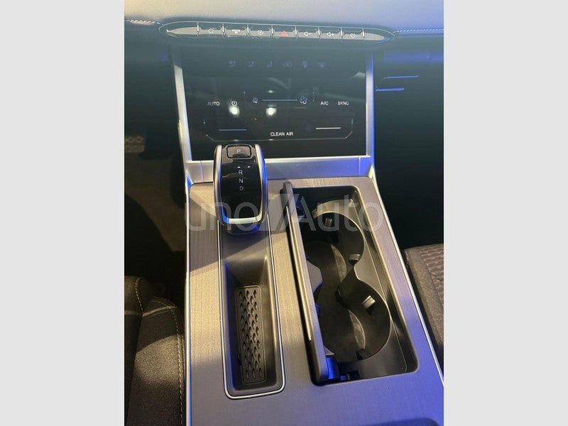 1.5 DHE HEV Premium CVT
